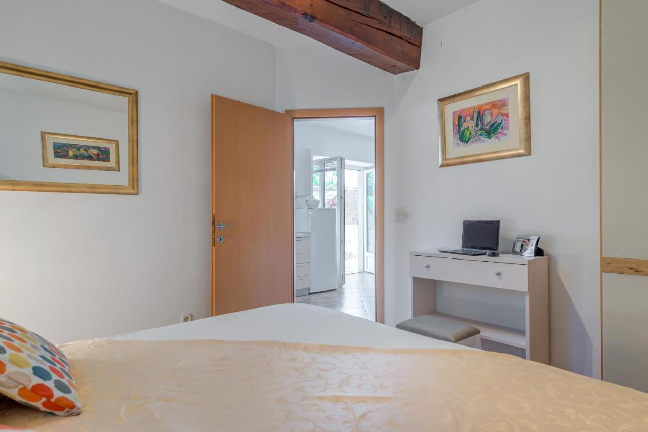 Apartments Obala Μπολ Εξωτερικό φωτογραφία