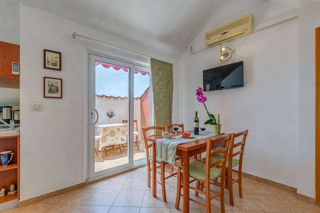 Apartments Obala Μπολ Εξωτερικό φωτογραφία