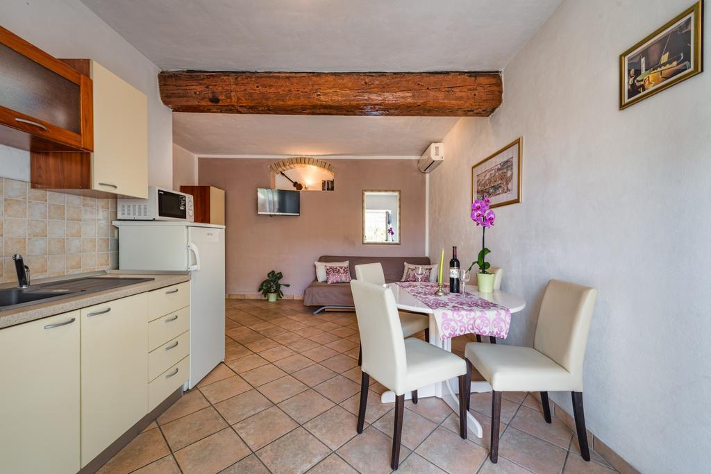 Apartments Obala Μπολ Εξωτερικό φωτογραφία